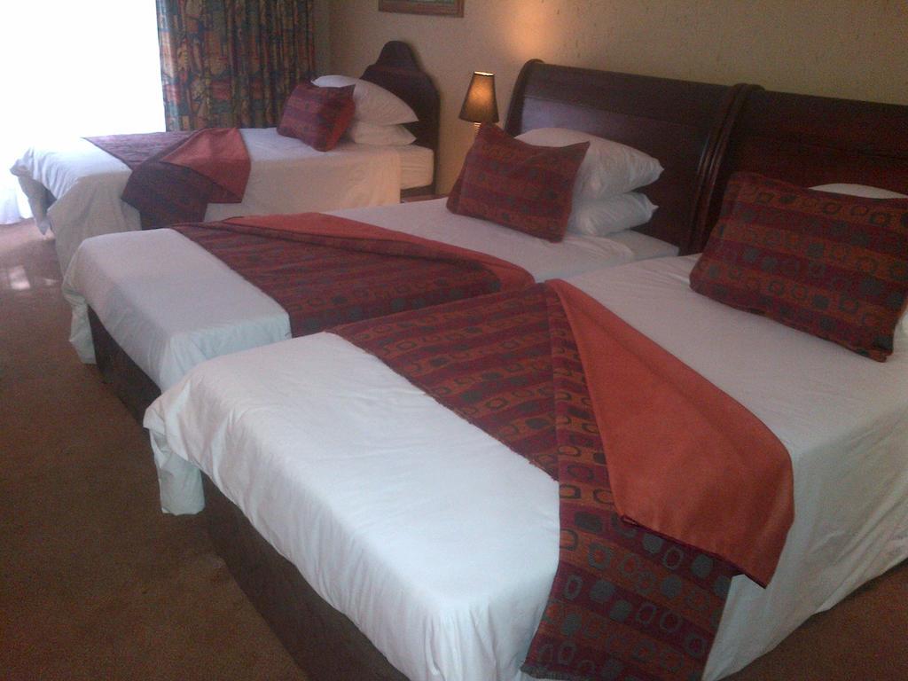 Hornbill Lodge Magaliesburg Pokoj fotografie